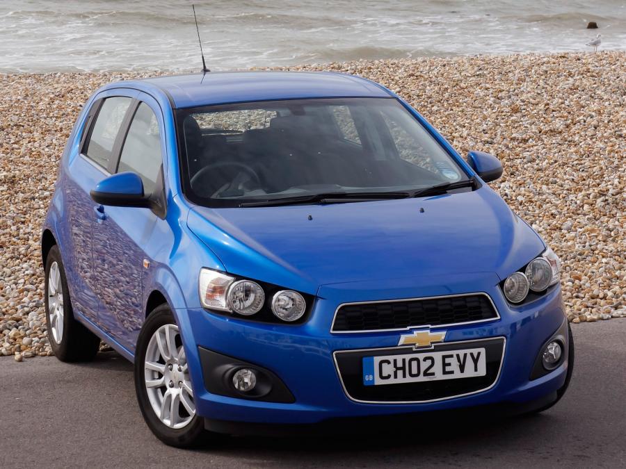  Chevrolet Aveo 2011 года  (UK) (фото 2 из 16)